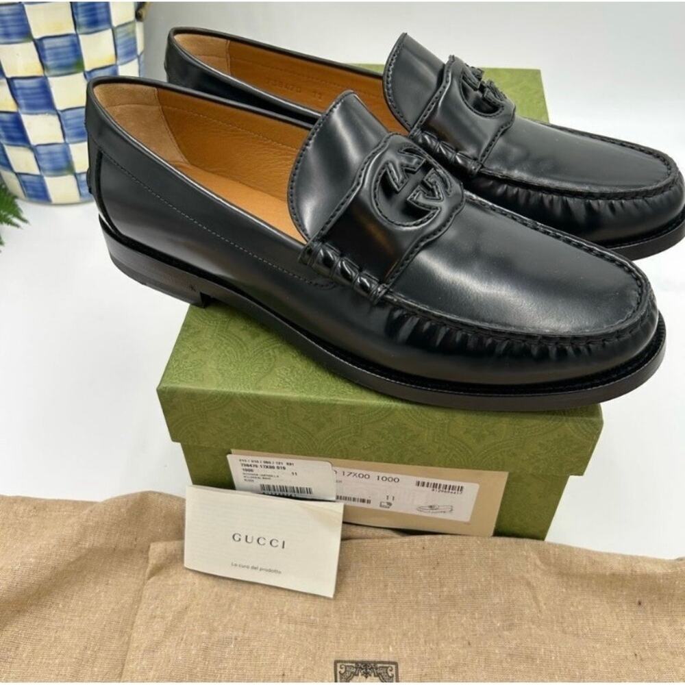 Men’s Gucci interlocking GG Leather loafers size 11 made in Italy